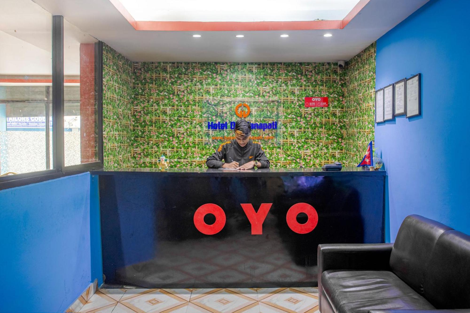 Oyo 808 Hotel Om Ganapati Pvt Ltd Kathmandu Exterior foto